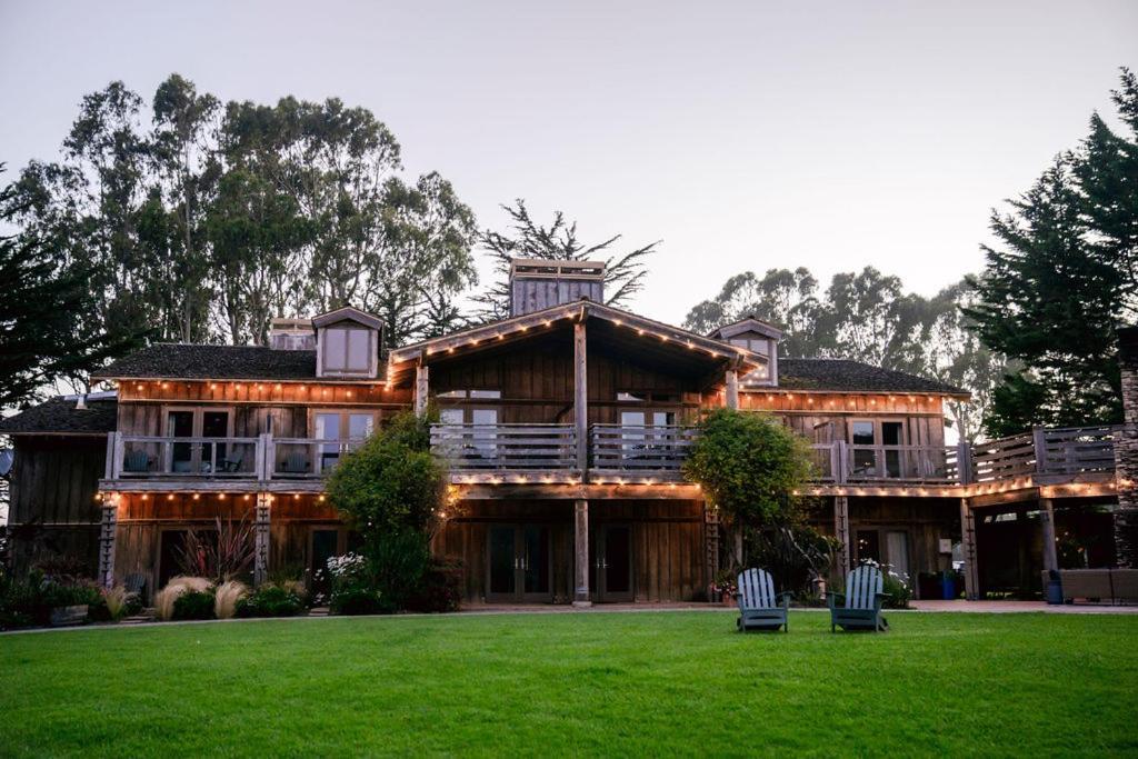 Costanoa Hotel
